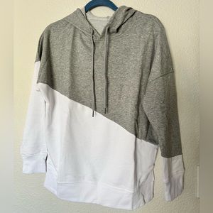 Women’s sweatshirt size S